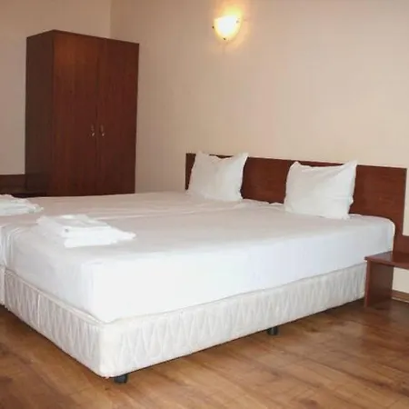 Хотел Раднево ホテル